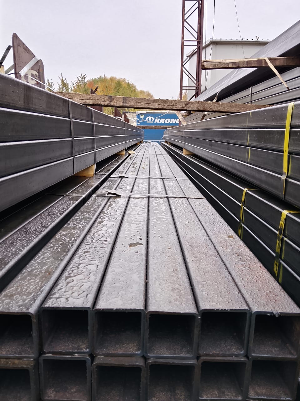 Труба профильная квадратная 80х80х6 ст3 дл 12000 мм