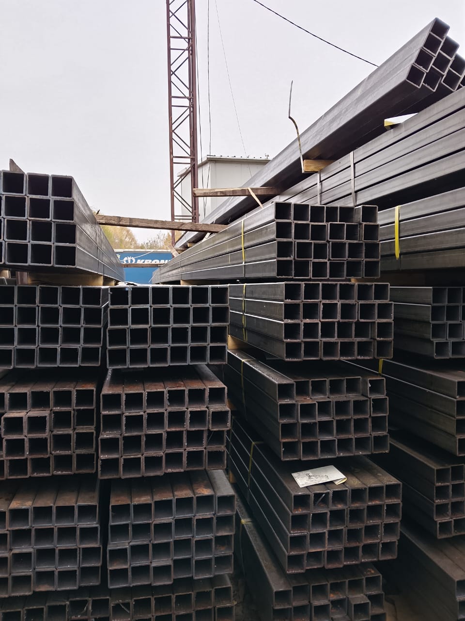 Труба профильная квадратная 80х80х6 ст3 дл 12000 мм